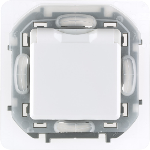 LEGRAND INSPIRIA розетка с заземлением IP 44 с откидной крышкой и шторками (немецкий стандарт) белый (673740)