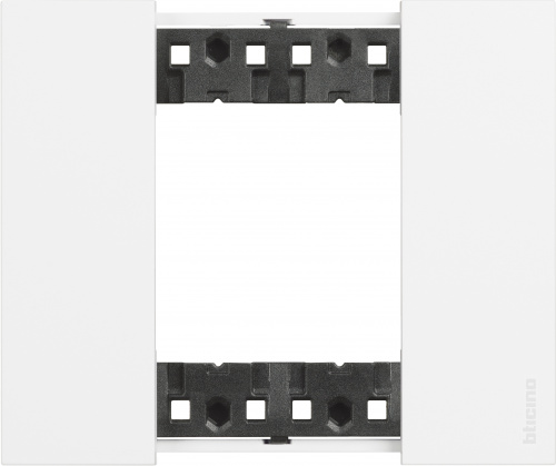 LIVING NOW.Декоративная рамка 2 модуля.Цвет Белый.